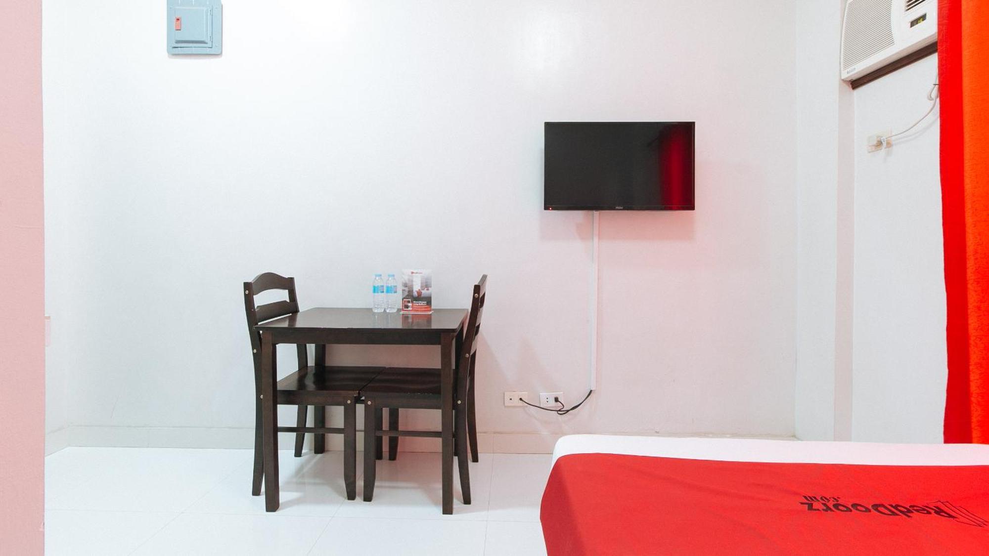 Hotel Reddoorz Near Naia Terminal 1 Paranaque City Exteriér fotografie